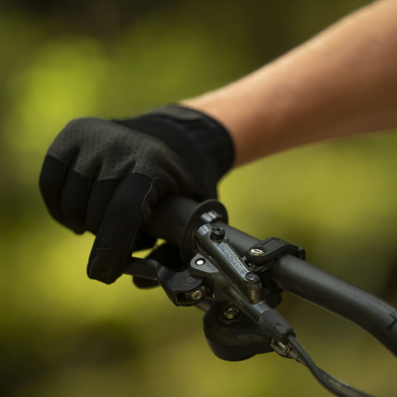 SHIMANO DEORE M6100 2prstá rovná brzdová páka
