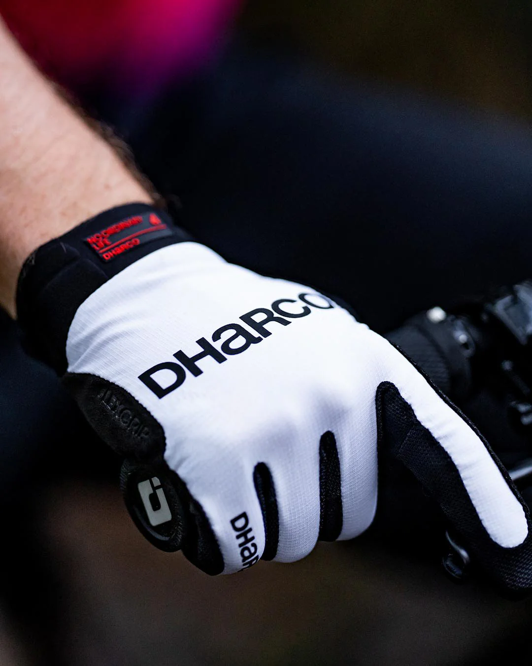DHARCO RACE Rukavice bílé