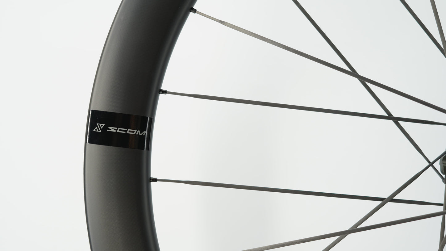 Pár kol SCOM ULTRA 50 Tubeless Ready (Center Lock)