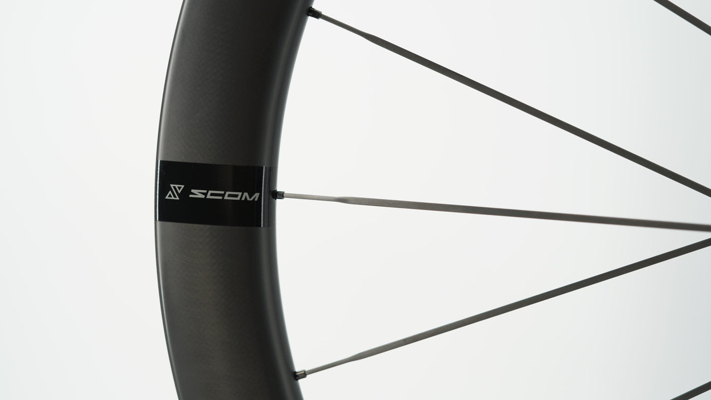 Pairs of SCOM ULTRA Tubeless Ready Wheels (Center Lock)