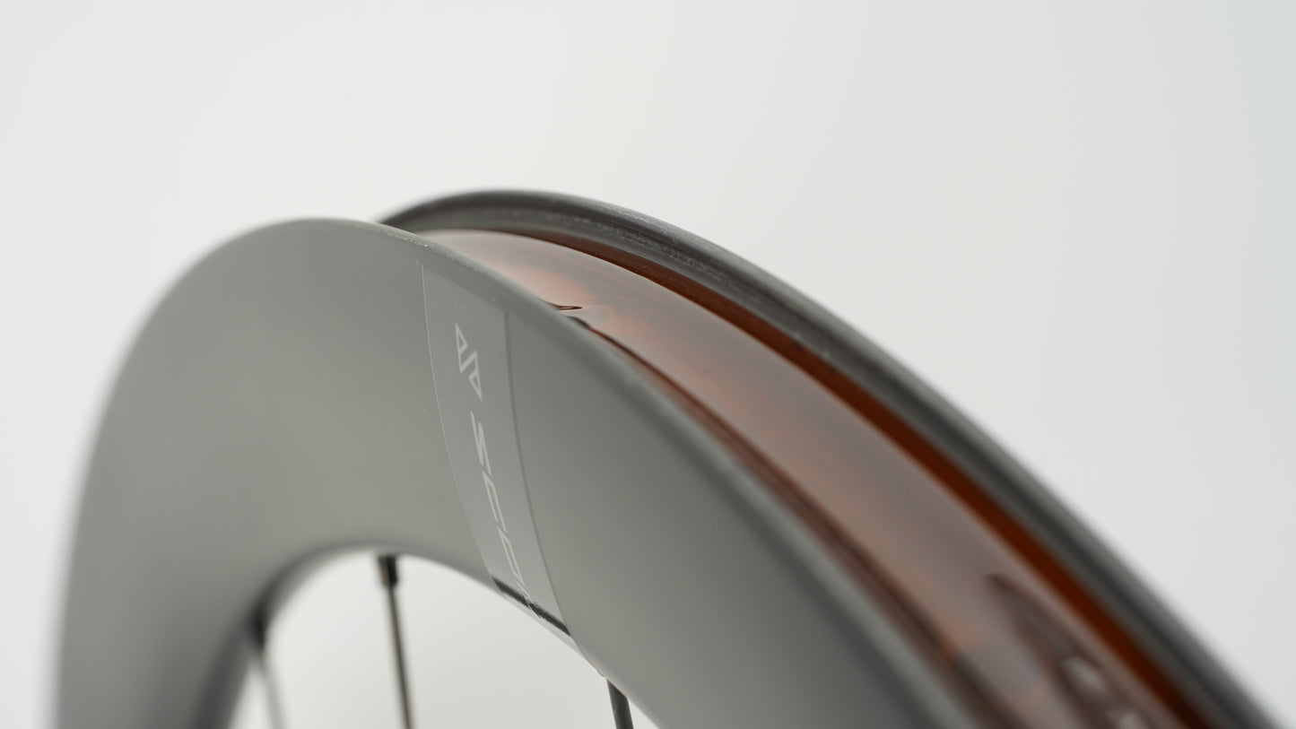 Pár kol SCOM ULTRA 50 Tubeless Ready (Center Lock)