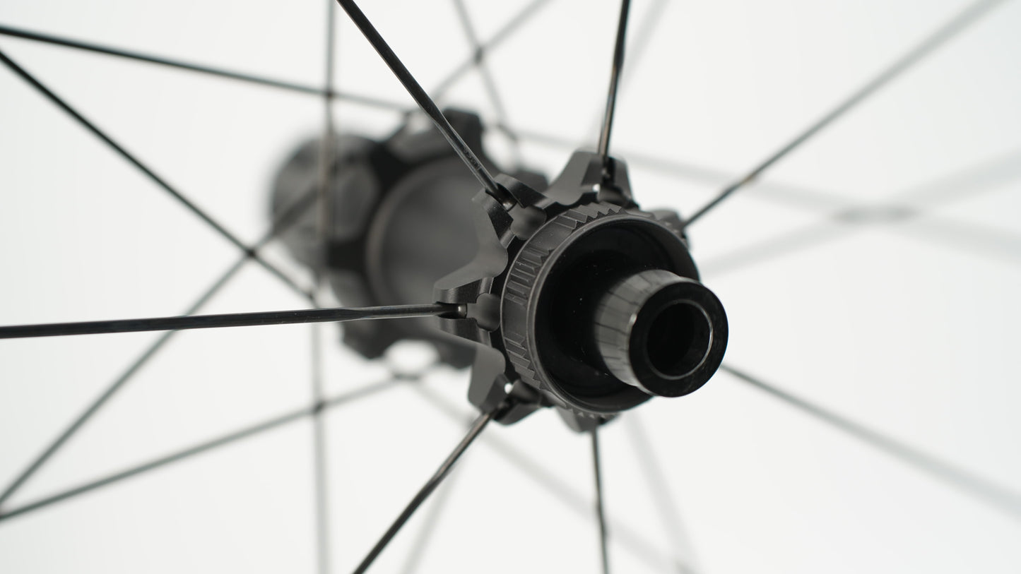 Pár kol SCOM EVO Tubeless Ready (Center Lock)
