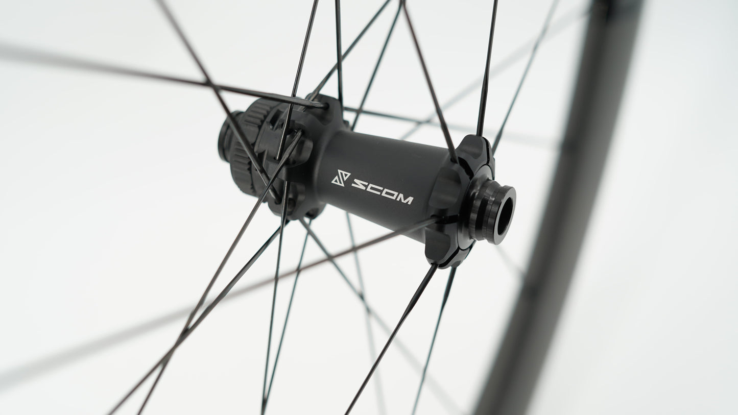 Pár kol SCOM EVO Tubeless Ready (Center Lock)
