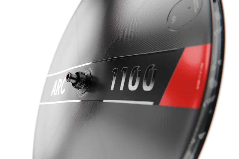 Zadní čočkové kolo DT SWISS ARC 1100 DICUT DISC Tubeless Ready (Center Lock)