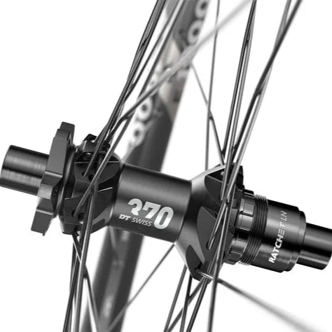 Pár kol DT SWISS E 1900 SPLINE 27,5" 30mm 15x110/12x148 mm