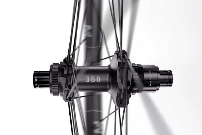 DT SWISS XM 1700 SPLINE 30 mm 27.5" 12x148 mm Boost 2026 rear wheel