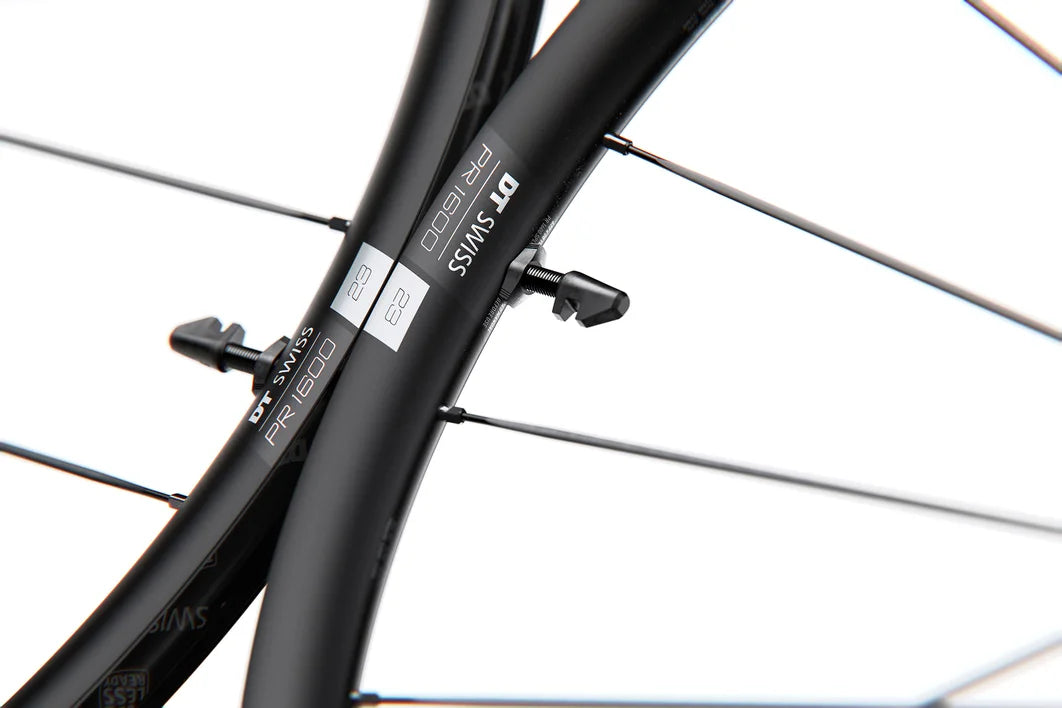Přední kolo DT SWISS PR 1600 SPLINE 23 DIC Tubeless Ready (Center Lock)