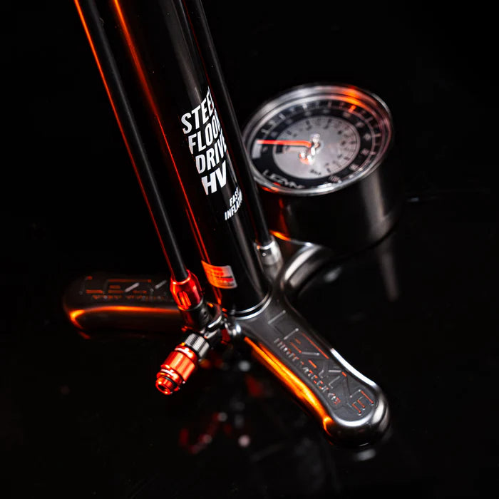 LEZYNE STEEL FLOOR DRIVE 3,5 HV nožní pumpa černá