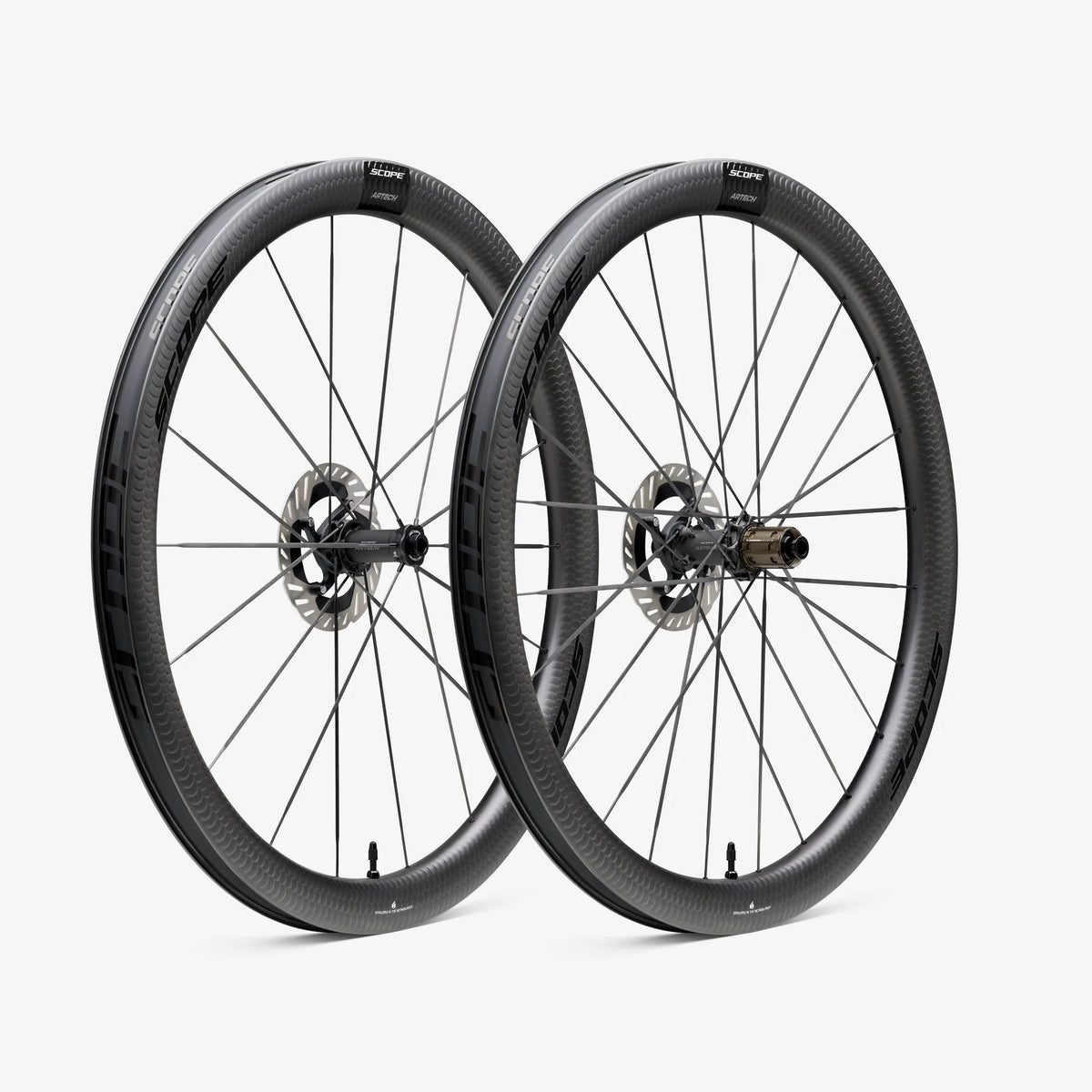 Zapletená kola SCOPE Artech 4.G Tubeless Ready (Centerlock) Černá