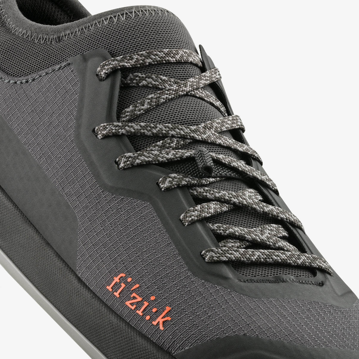 Horské cyklistické boty FIZIK VERSOR 2 FLAT šedé/černé