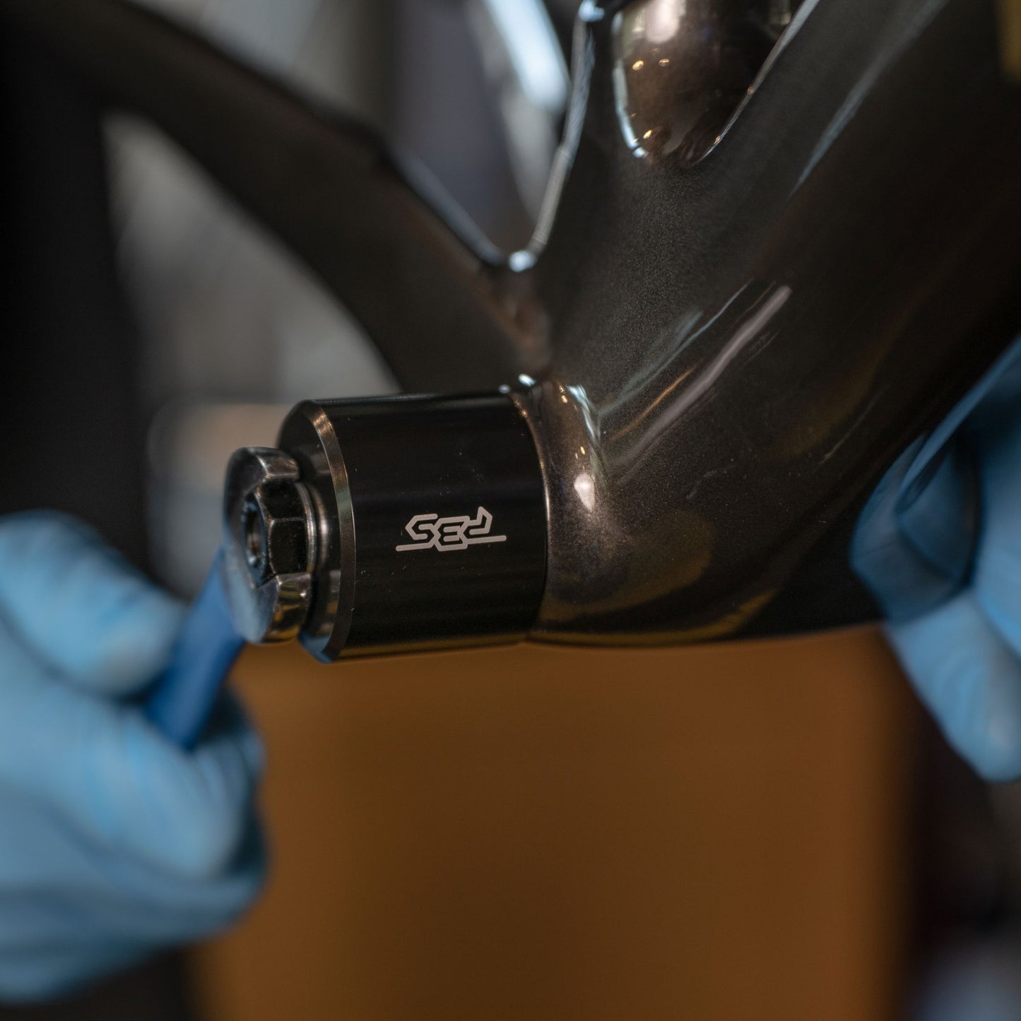 Nástroj pro montáž a demontáž lisovaného krytu PBS TOOLS