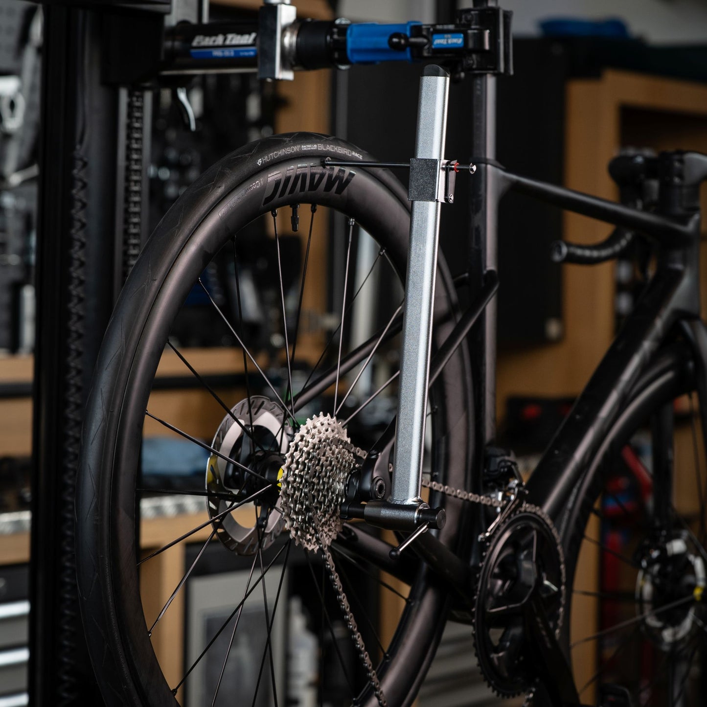 Měřidlo vyrovnání závěsů přehazovačky PBS TOOLS