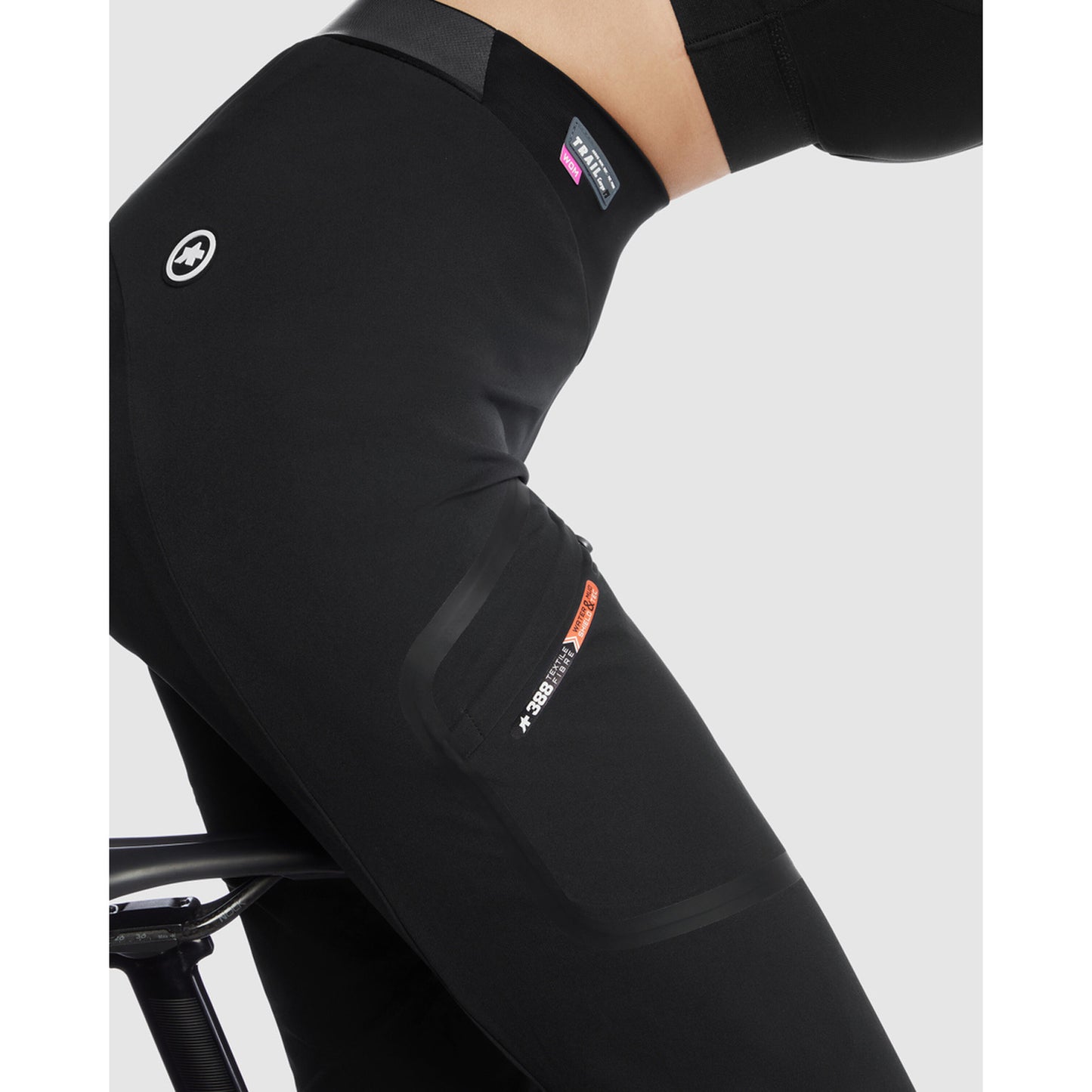 ASSOS TACTICA Dámský nátělník Black Series Bib Tight