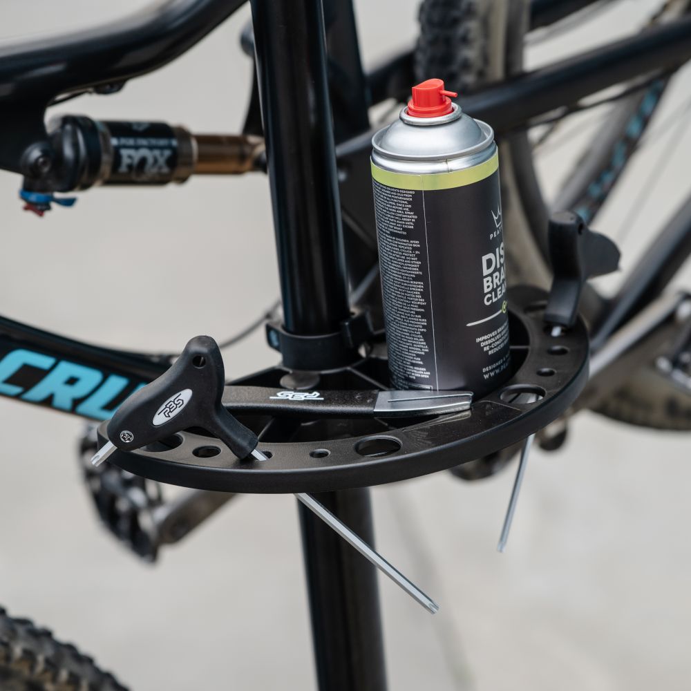 Dílenský stojan s policí PBS TOOLS