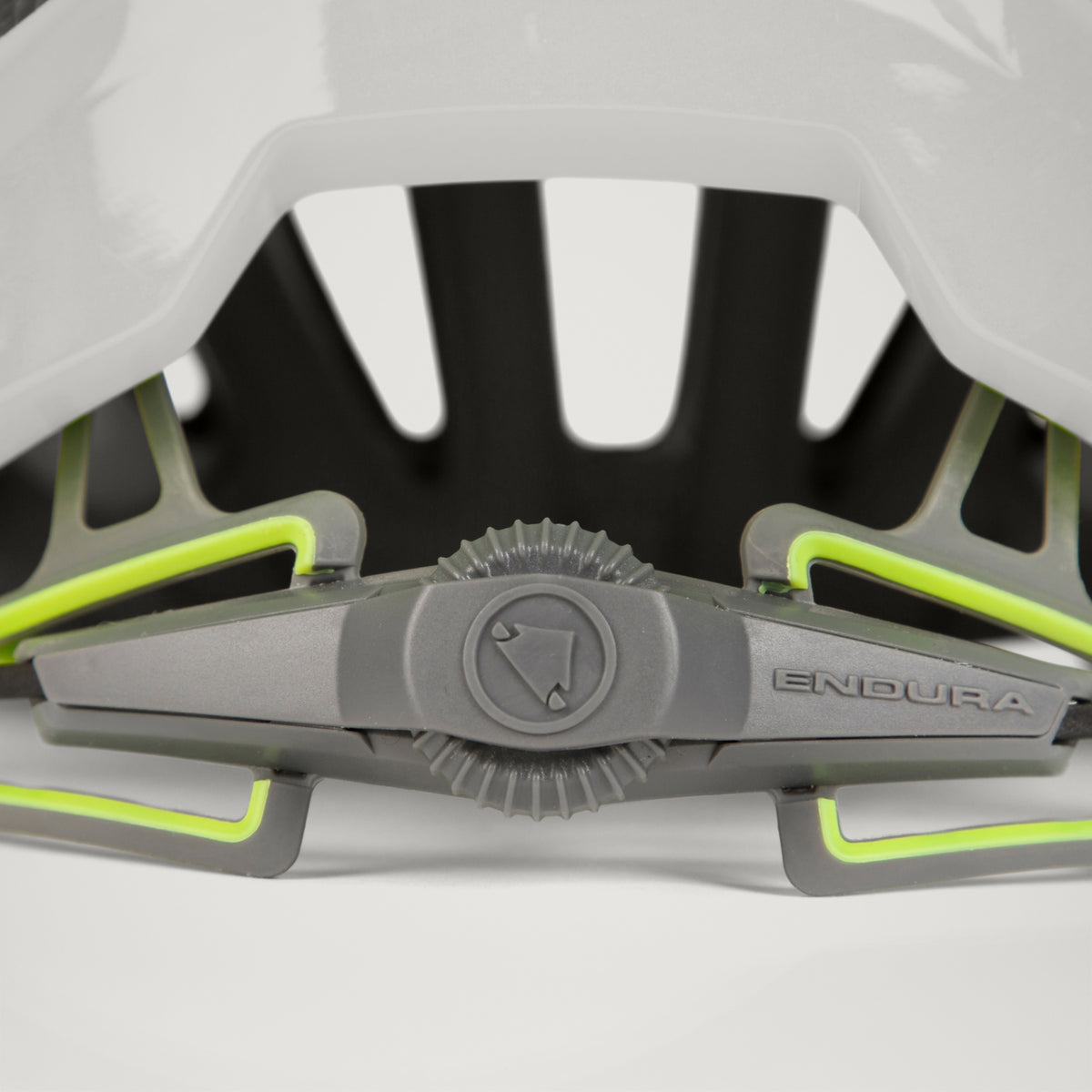 Silniční helma ENDURA FS260-PRO MIPS černá/žlutá