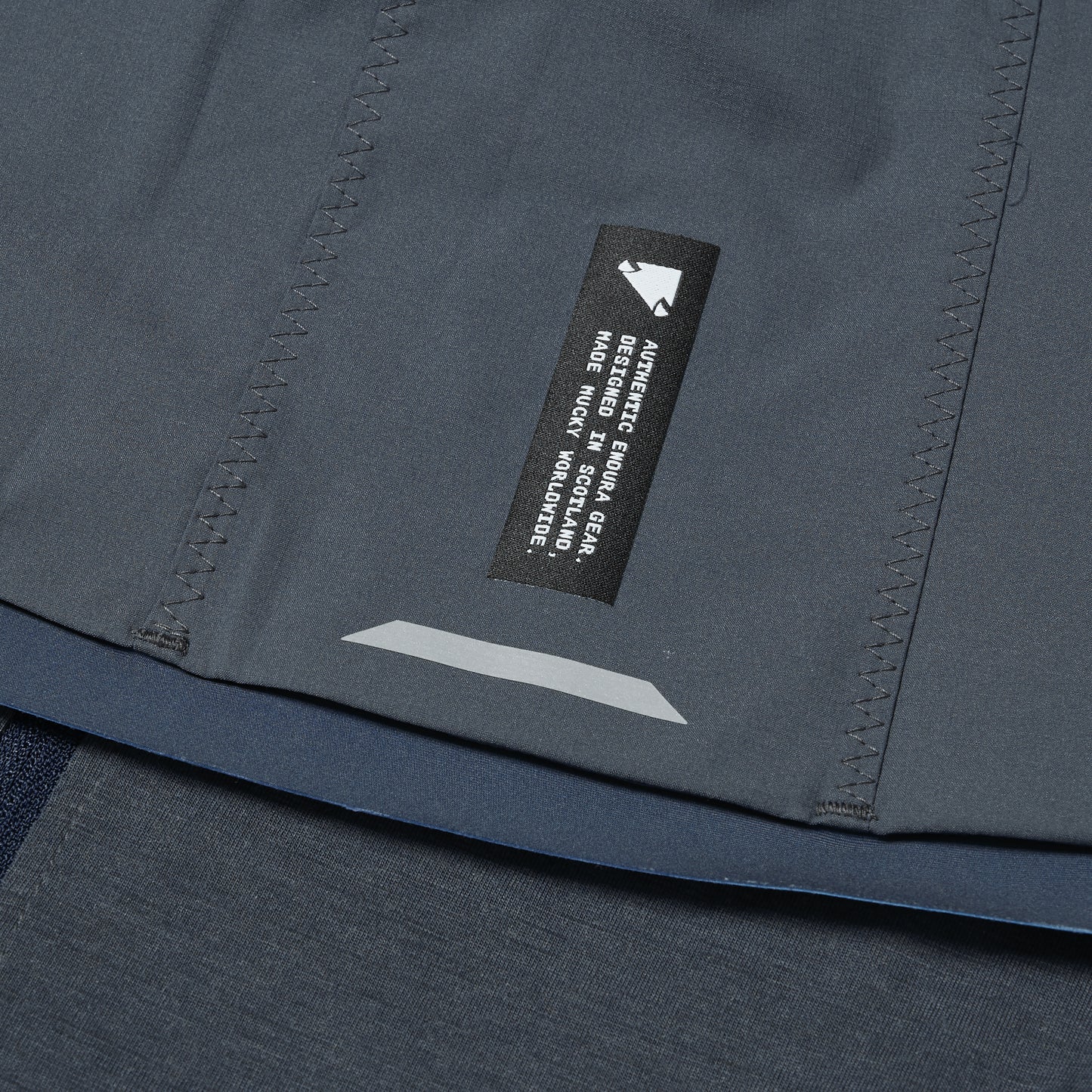Dres ENDURA ALLTRACK RIDE Dlouhý rukáv Carbon Šedý