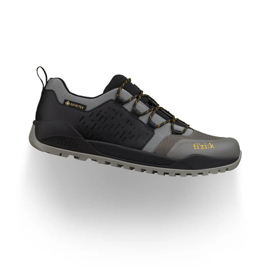 Horské cyklistické boty FIZIK TERRA ERGOLACE GTX FLAT šedé/černé