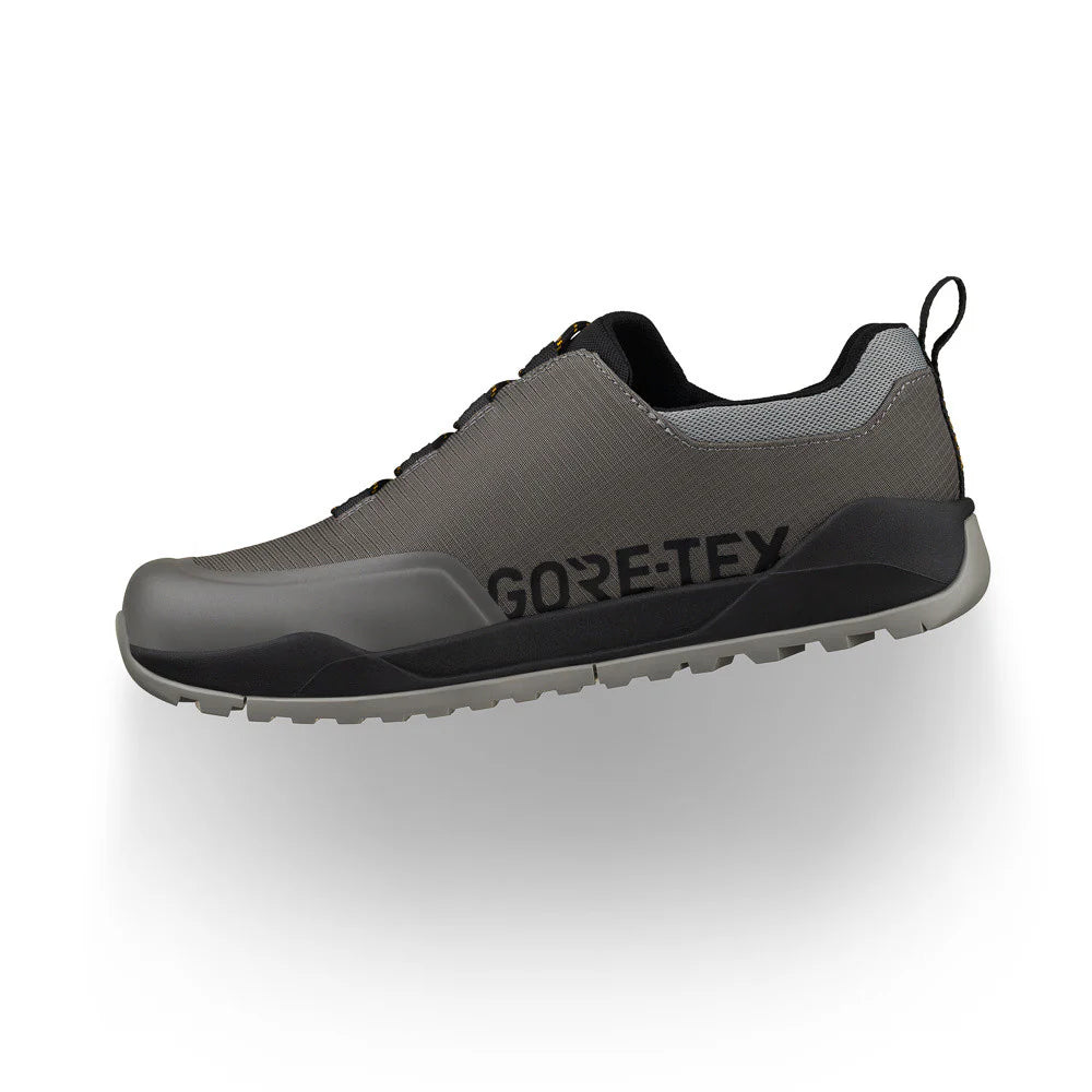 FIZIK TERRA ERGOLACE GTX FLAT Mountain Bike Shoes, Gray/Black