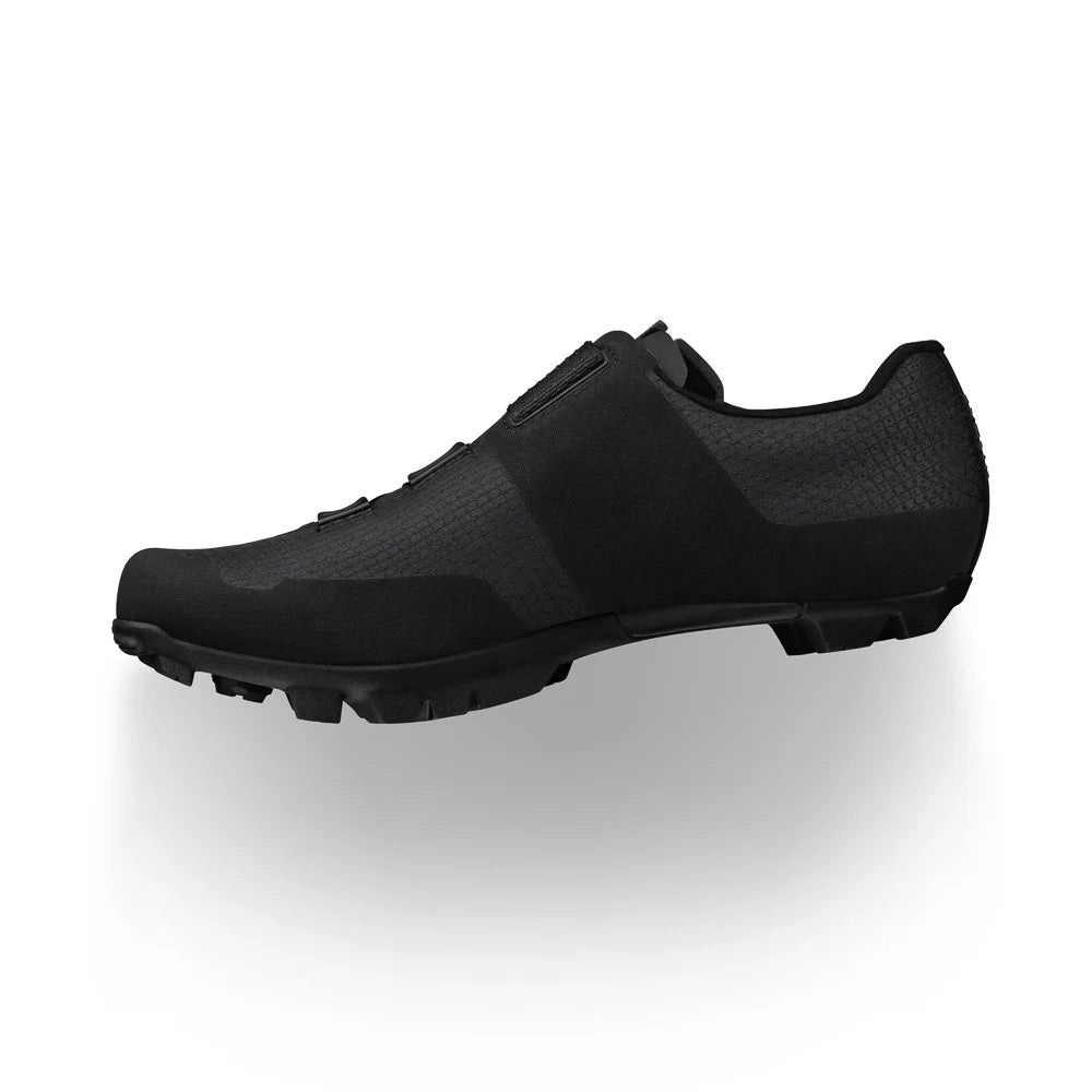 Cyklistické boty pro XC/Gravel FIZIK FEROX, černé