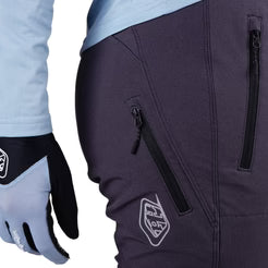 TROY LEE DESIGNS LILIUM PRO FLOW CAMO Dámské karbonové kalhoty