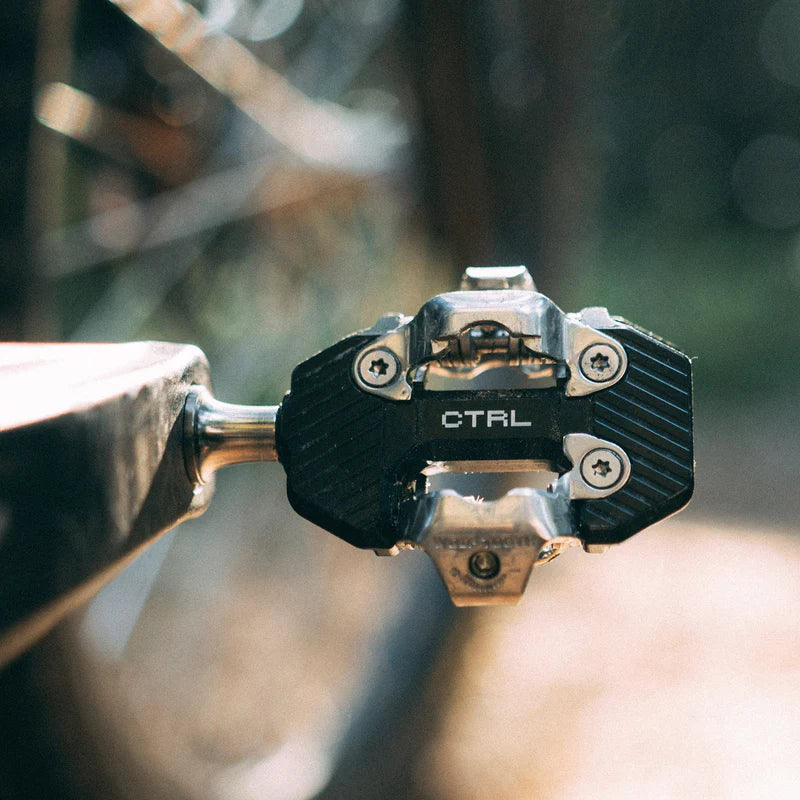 WOLF TOOTH CTRL TRAIL PERFORMANCE Clipless Pedals, Black
