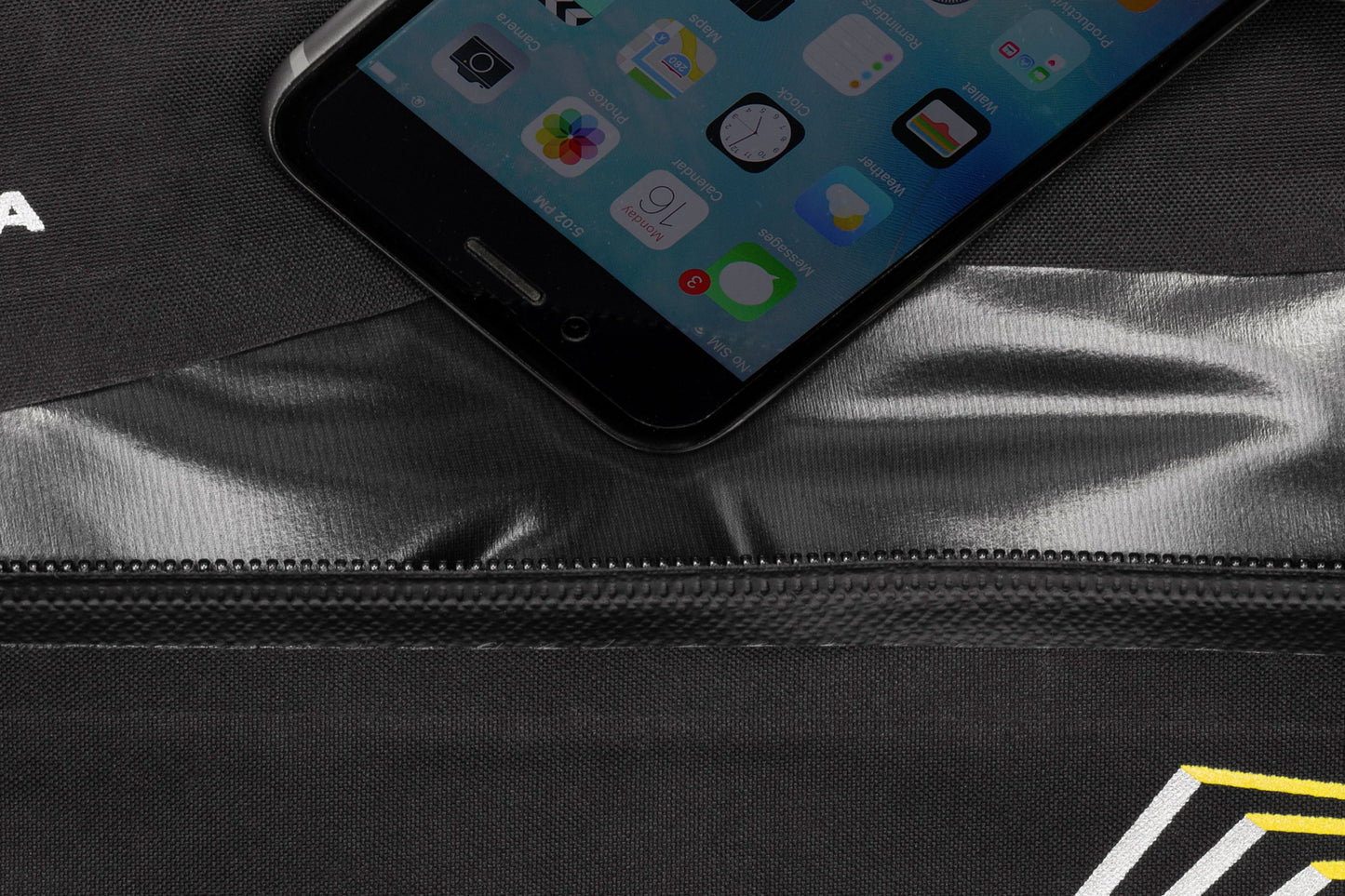 Brašna na rám APIDURA RACING FRAME PACK 4 L Black