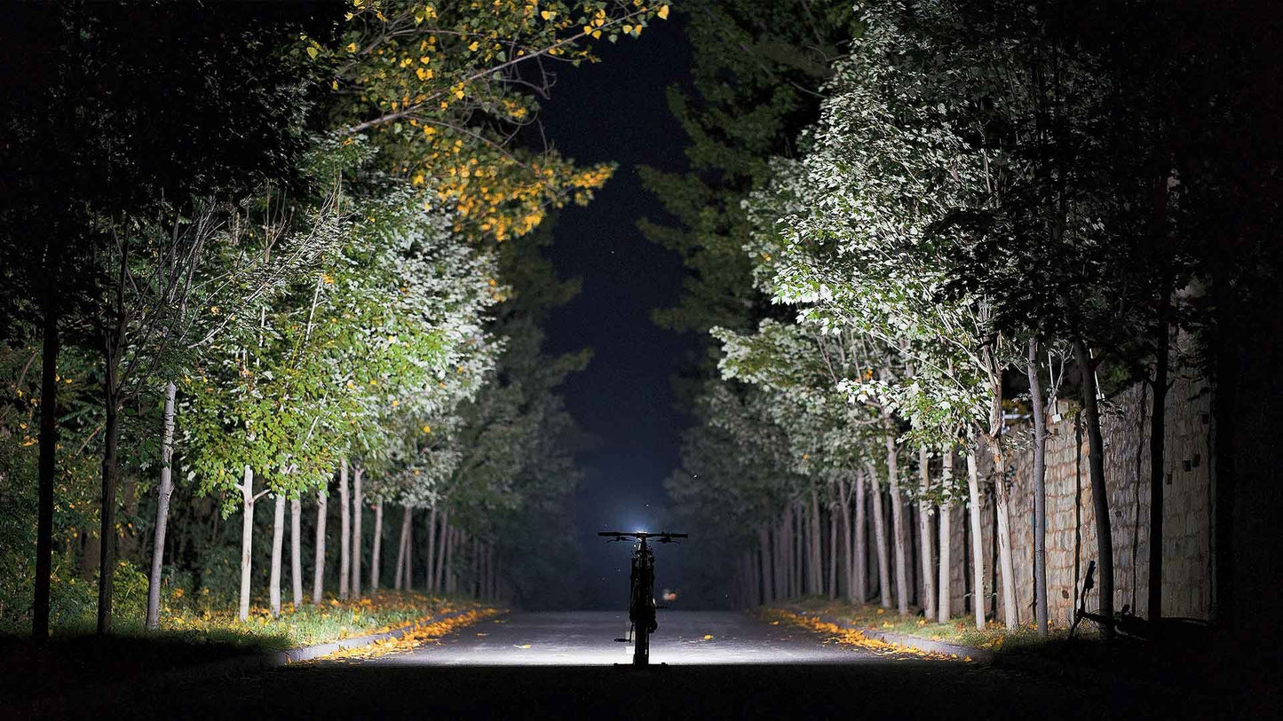 Přední osvětlení RAVEMEN XR6000