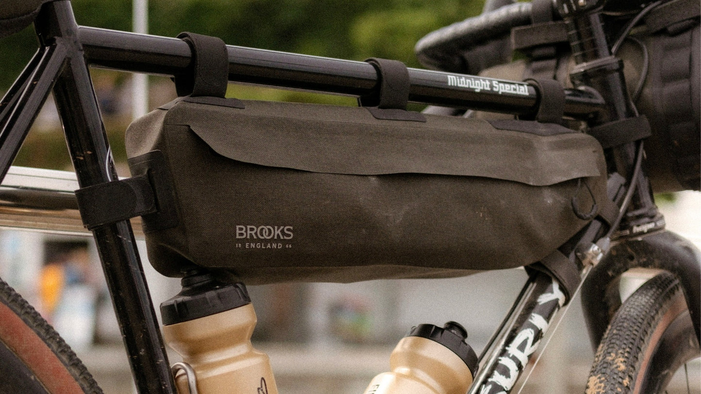 BROOKS SCAPE 3L rámová taška zelená