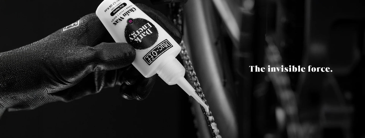 MUC-OFF DARK MATTER CHAIN WAX chain lubricant (120 ml)