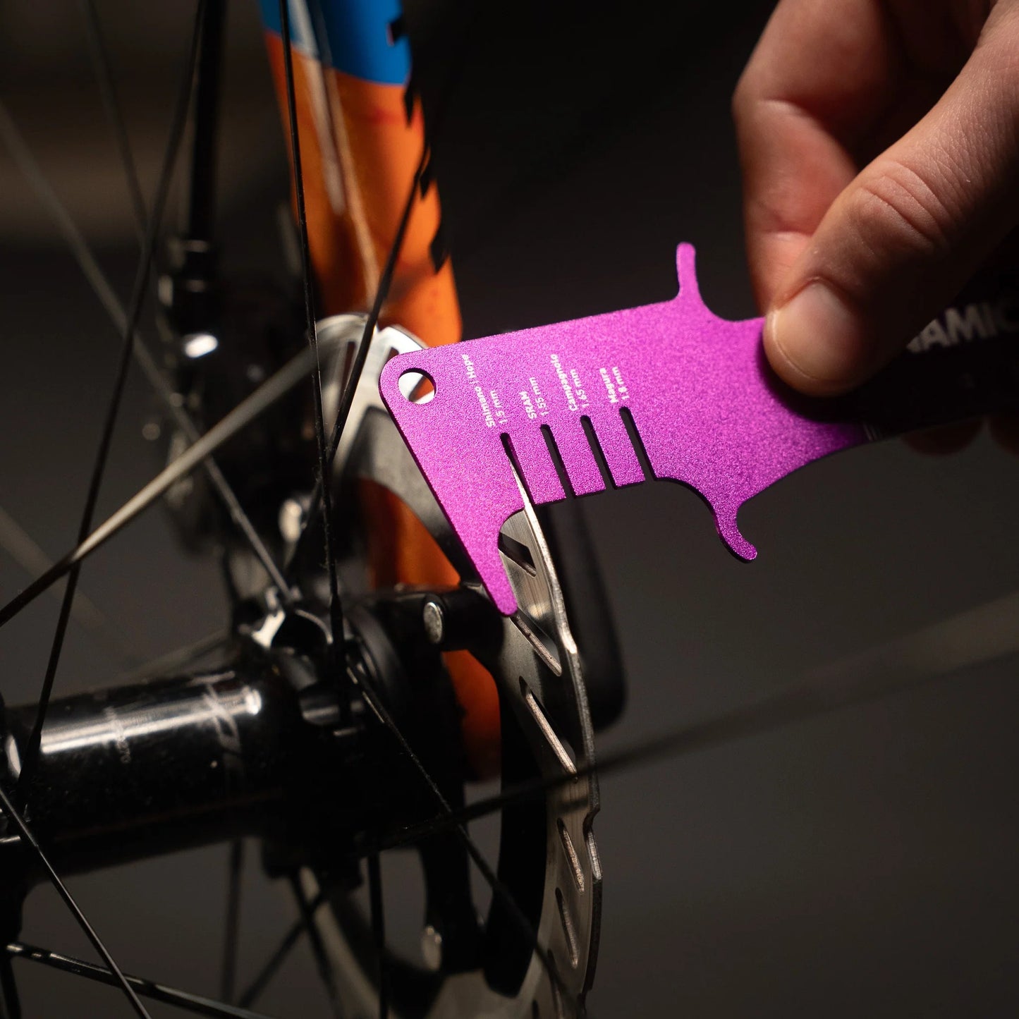 Monitor opotřebení řetězu a kotouče DYNAMIC