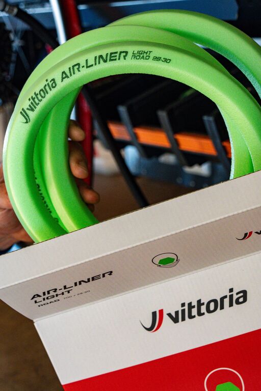 Pěna proti otlakům VITTORIA AIR-LINER LIGHT ROAD 700x28-30