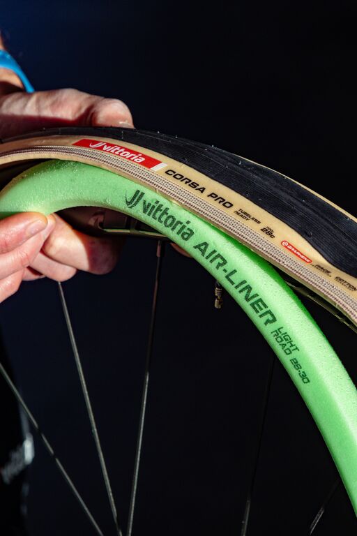 Pěna proti otlakům VITTORIA AIR-LINER LIGHT ROAD 700x28-30