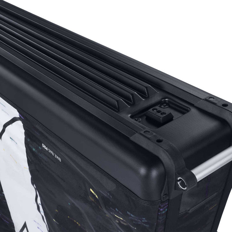EVOC BIKE BAG PRO Brašna na kolo černá/bílá
