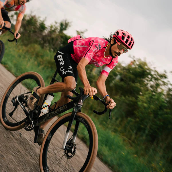 VITTORIA Terreno Pro T50 Mixed 700x35c Gravel Race Natural Tubeless Ready Soft Beige Q2 2025 tire