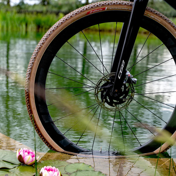 VITTORIA Terreno Pro T60 mixed 700x45c Gravel Race natural Tubeless Ready Soft Beige Q2 2025 tire